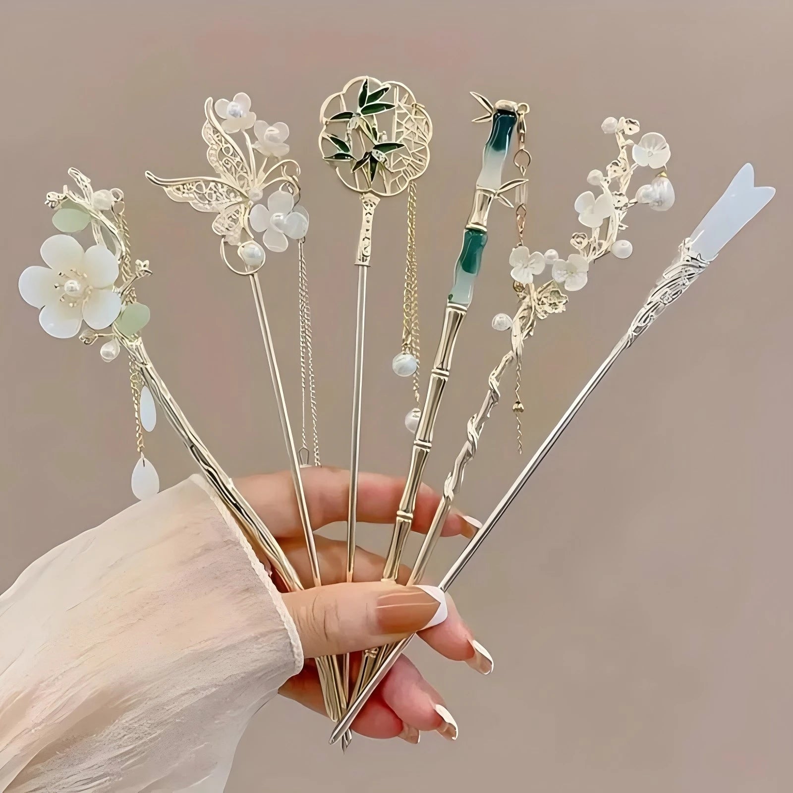 Elegant Floral Tassel Hair Stick Set