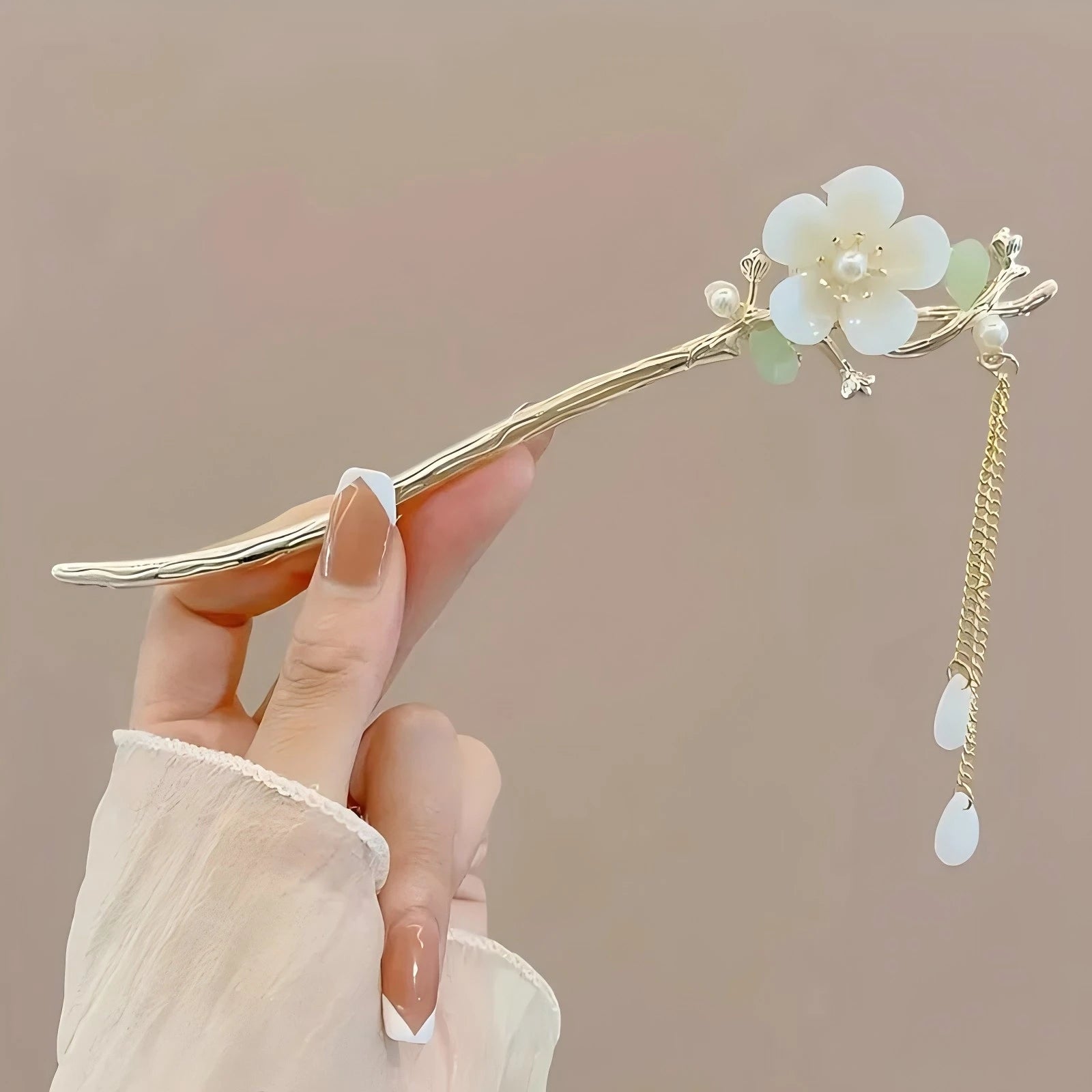Elegant Floral Tassel Hair Stick Set